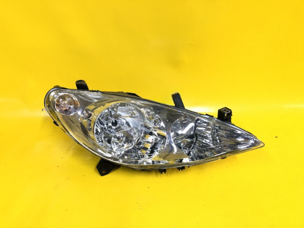 Peugeot 307 Ön Far Sağ Sissiz Orjinal
