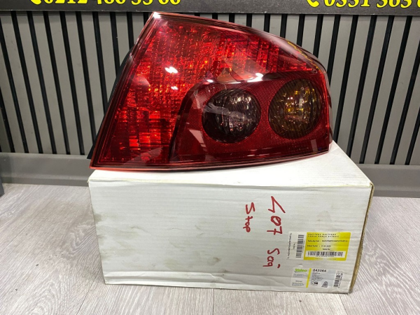 Peugeot 407 Sedan Sağ Arka Stop Lambası Valeo
